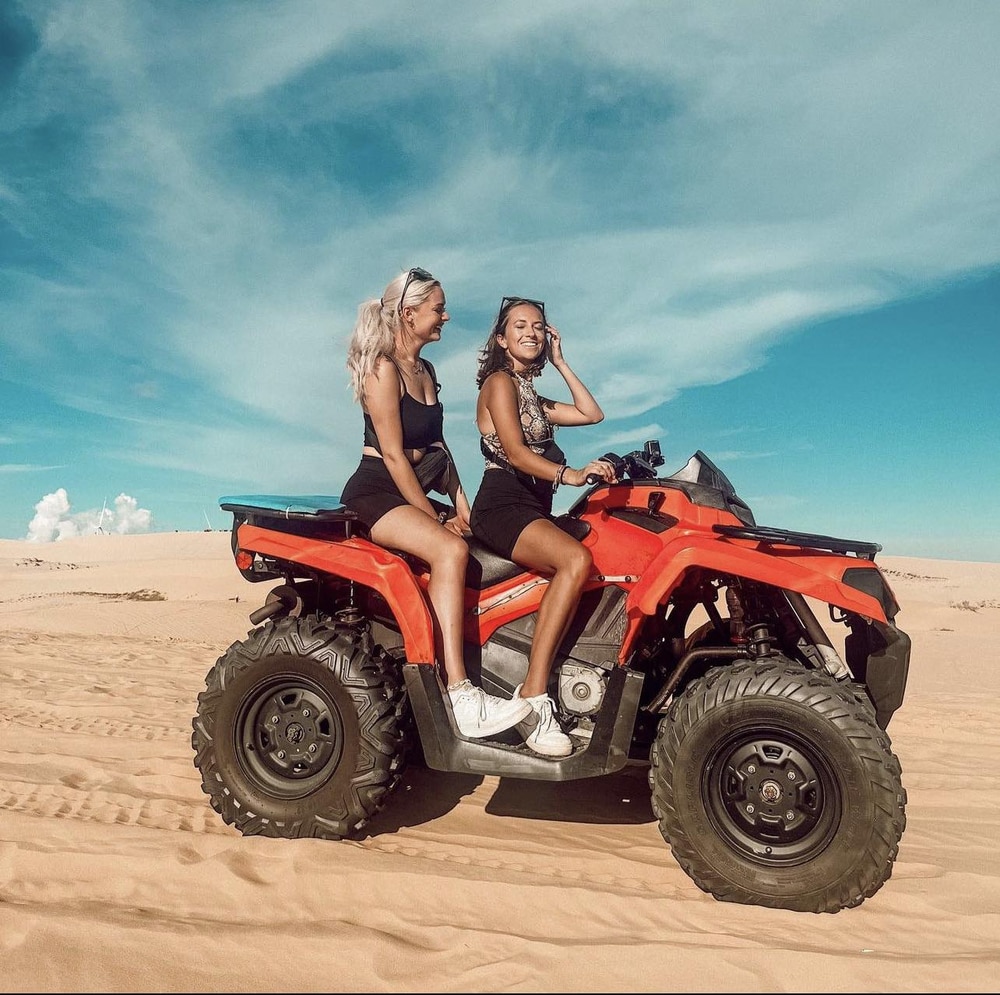 Bức ảnh đầy cá tính trên chiếc xe địa hình ATV
